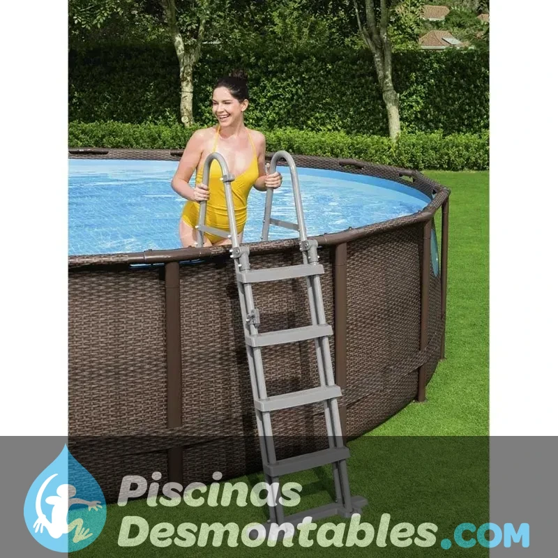 Plataforma compatible con piscinas Safran y Vasto