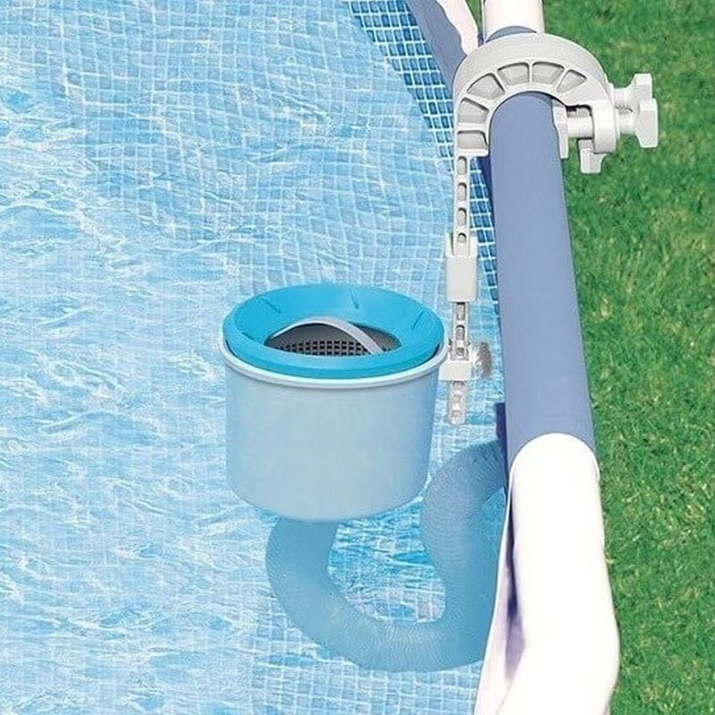 Qué es un skimmer de una piscina
