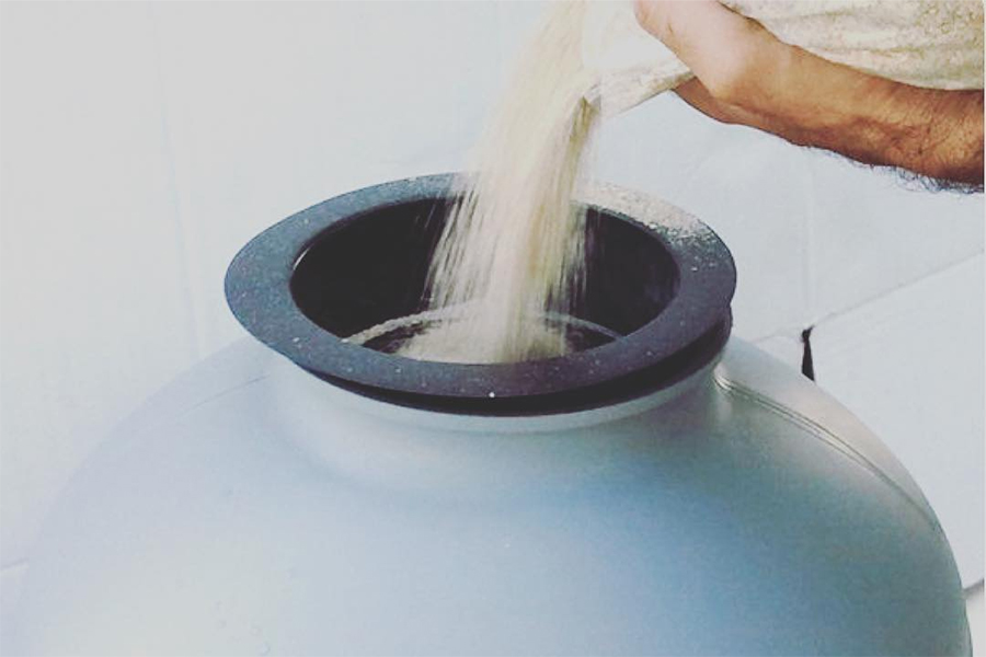 Cómo cambiar la arena de la depuradora de arena