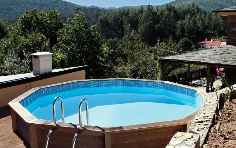 piscina decagonal naturalis