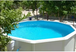 Cuidar el agua de la piscina en verano