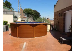 Preparación del terreno para piscina elevada